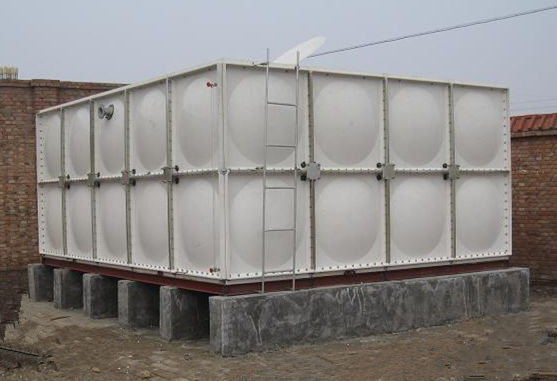 如果玻璃鋼水箱底部和角落泄漏，該怎么辦？